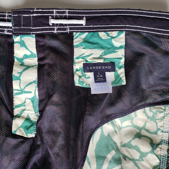 LANDS' END Men's 9" Quick Dry Cargo Swim Trunks with Liner Size L 36-38 - Picture 7 of 10